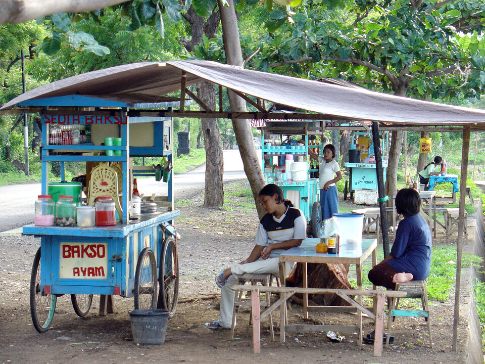 Fahrbare Garküche "Kaki Lima" in Nordbali